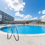 Z Basenem Polanki Aqua D306 Kolobrzeg